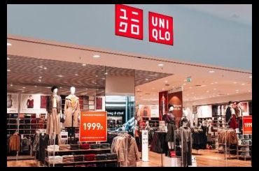 Главное за неделю: только пять магазинов оставит Uniqlo в России, «Декатлон» продает российский бизнес, Xiaomi и Honor прервали «режим тишины» в РФ